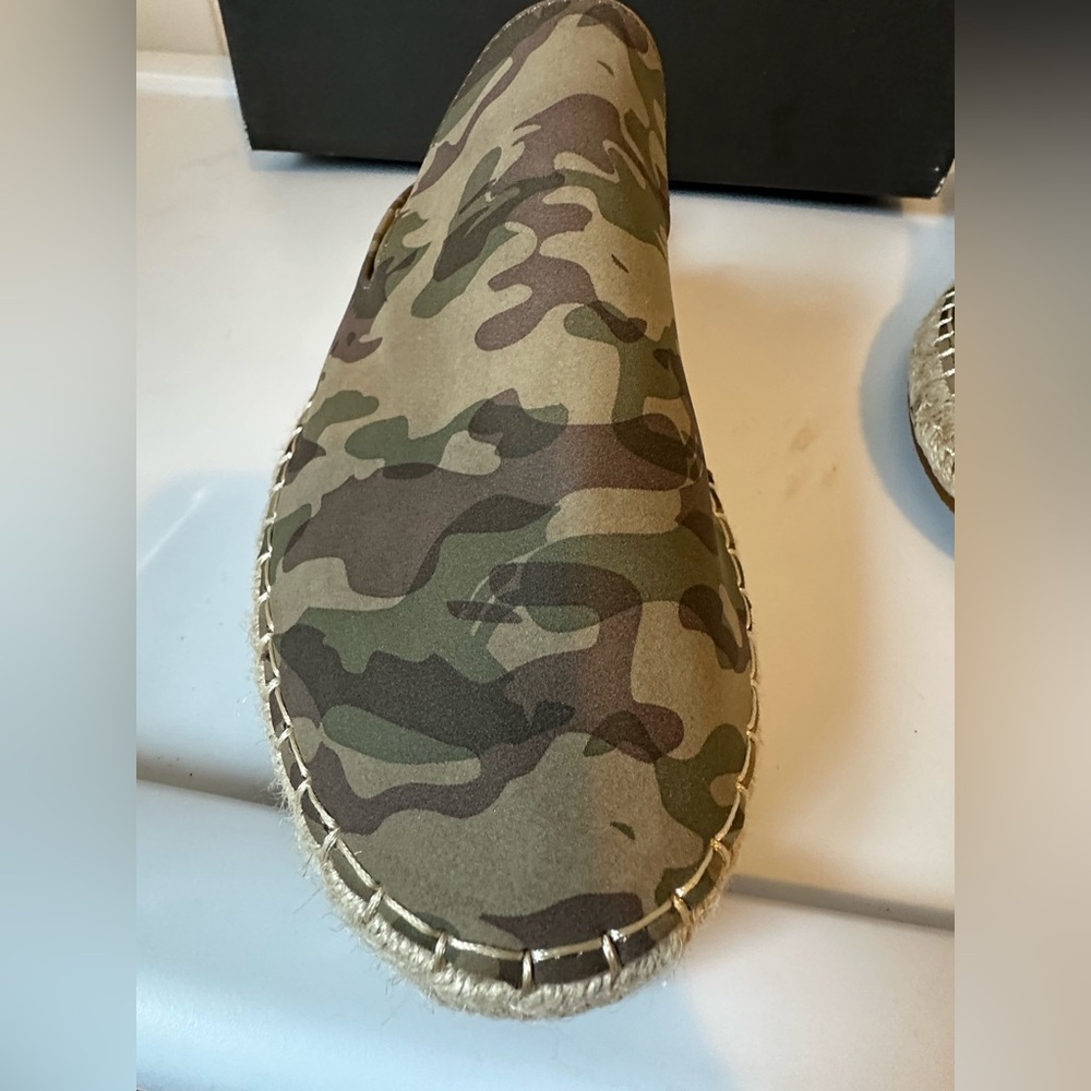 Boutique by Corkys Taffy Camo Espadrille Mules Women’s Size 10 NWT Women's Shoes - Picture 7 of 15